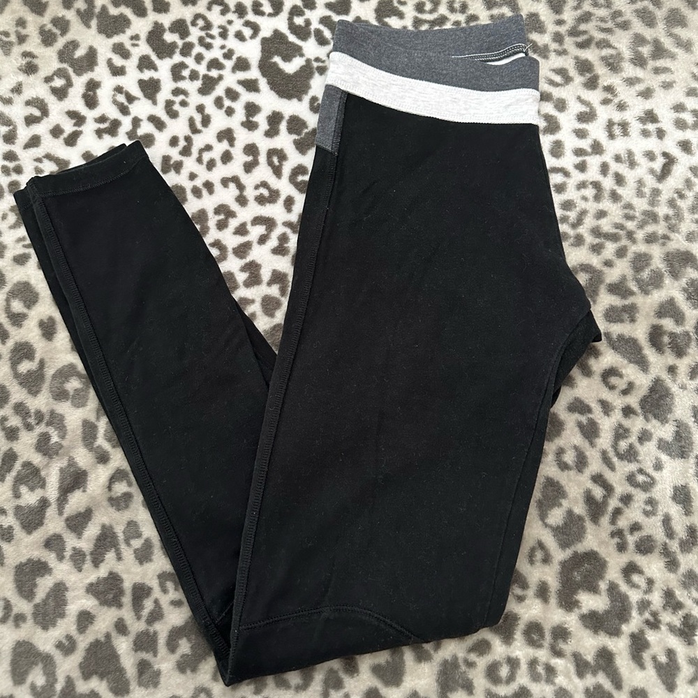 2014 Victoria’s Secret Low Rise Leggings in Black Size Small